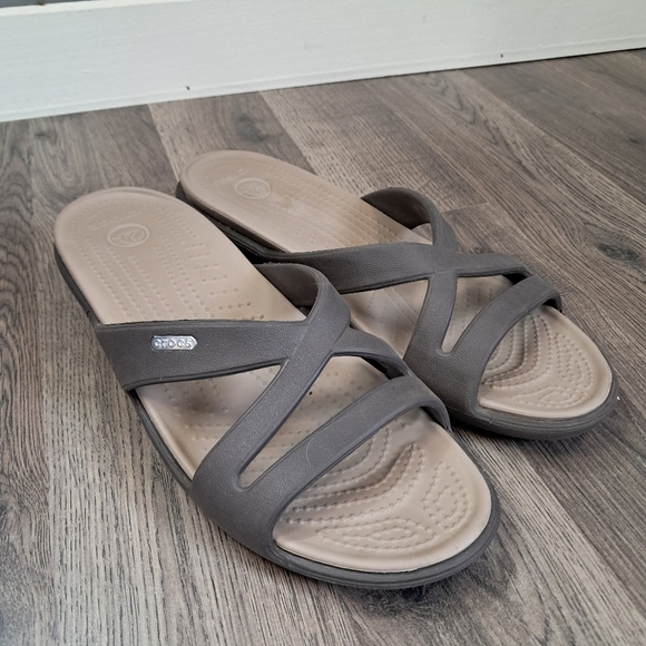 CROCS Patricia ll Wedge Sandals Brown/Tan 10 Womens - Picture 1 of 9